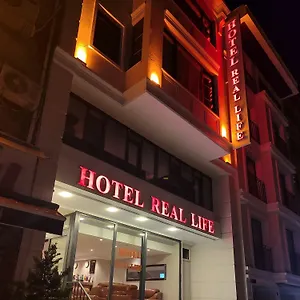 Hotel Real Life, Estambul
